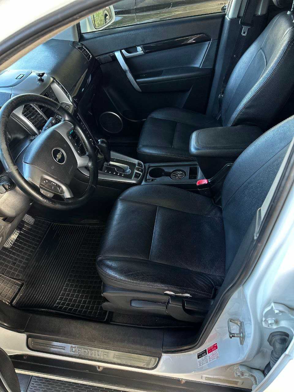 Срочно продается Chevrolet Captiva