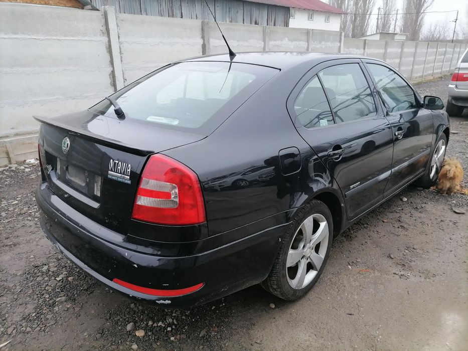 Usa dreapta spate/Haion spate/Bara spate Skoda Octavia 2 berlina