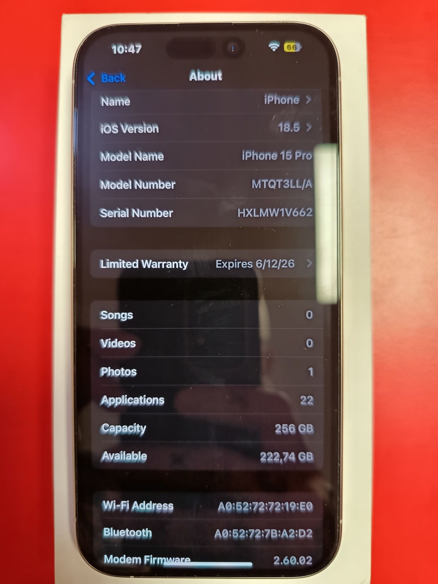 IPhone 15 pro 256gb заключен към Американски оператор