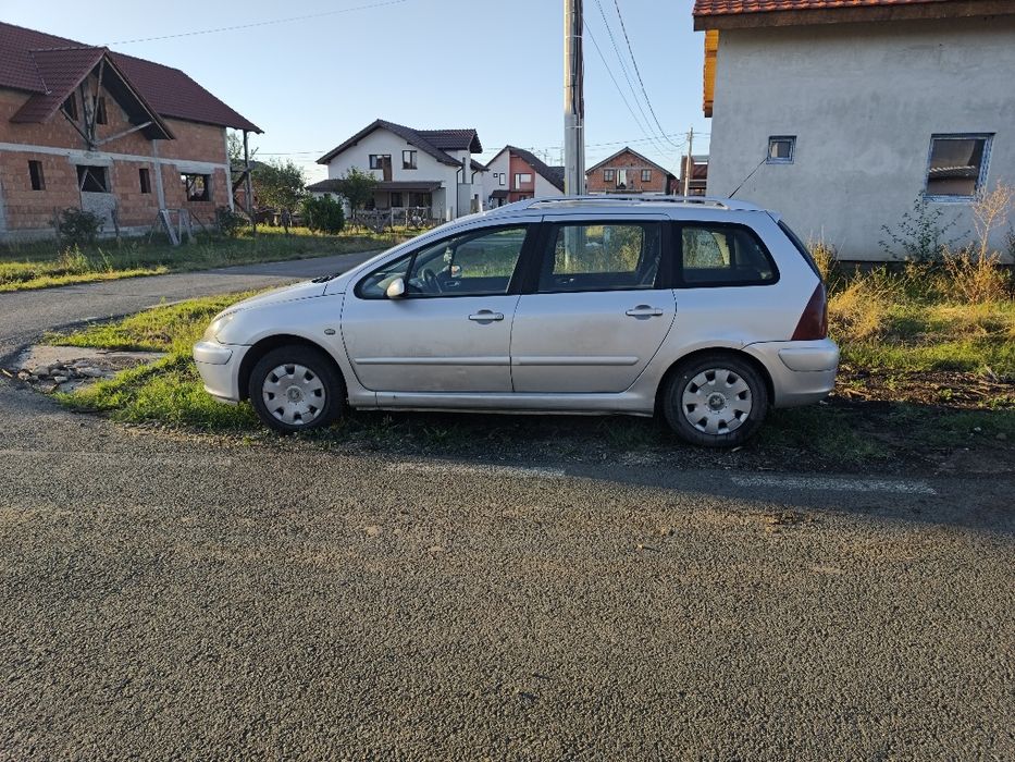 Pentru rabla sau dezmembrat Peugeot 307 SW