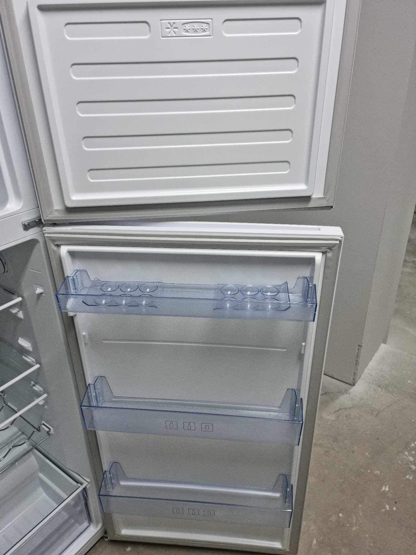 Хладилник BEKO като нов