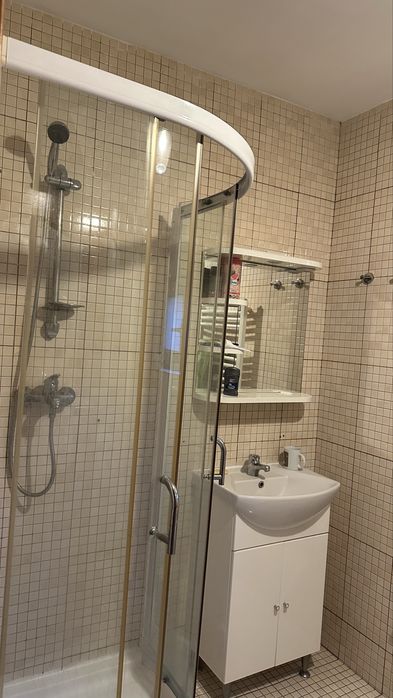 Vand oglinda si Wc cu rezervor