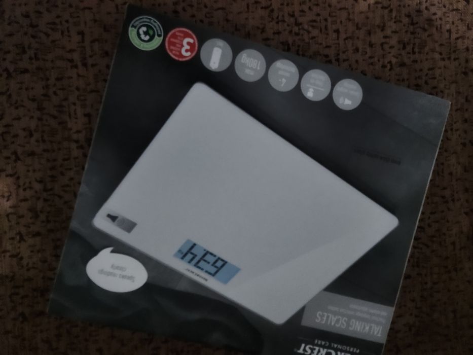 Cântar 180 kg cu functie vocală,ecran mare luminos SIGILAT
