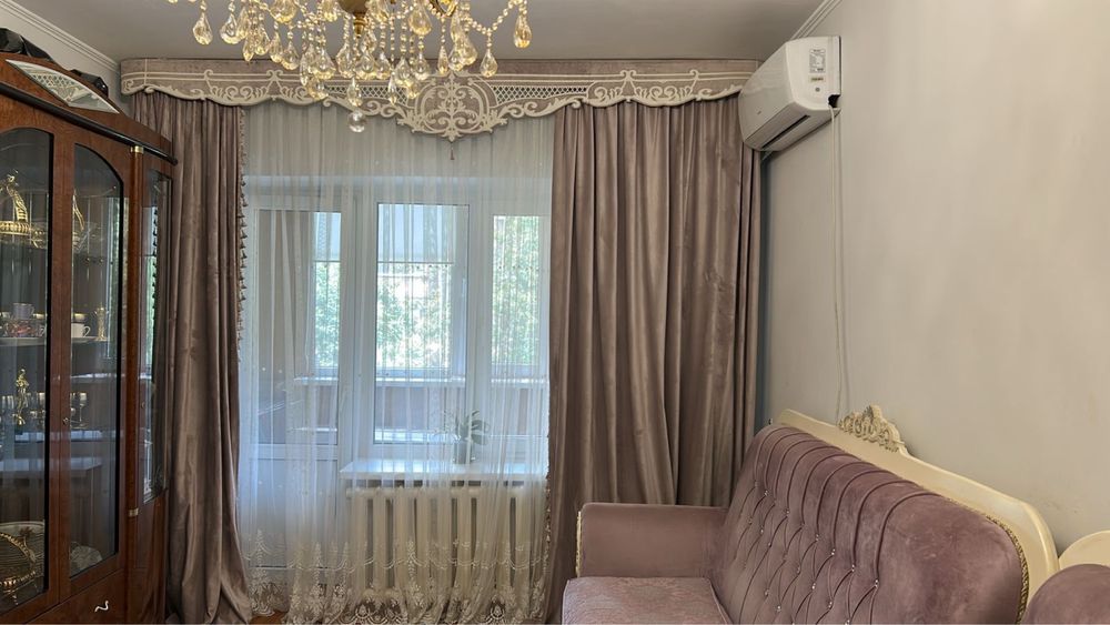 Продам диван с креслом