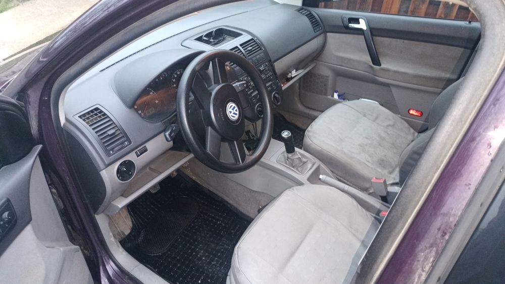 Vând polo 9n in stare buna de funcționare.