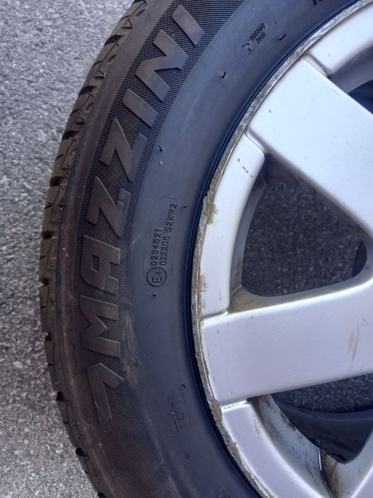 4 броя гуми с джанти може и поотделно