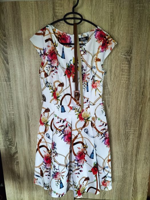 Vând rochițe de vară!