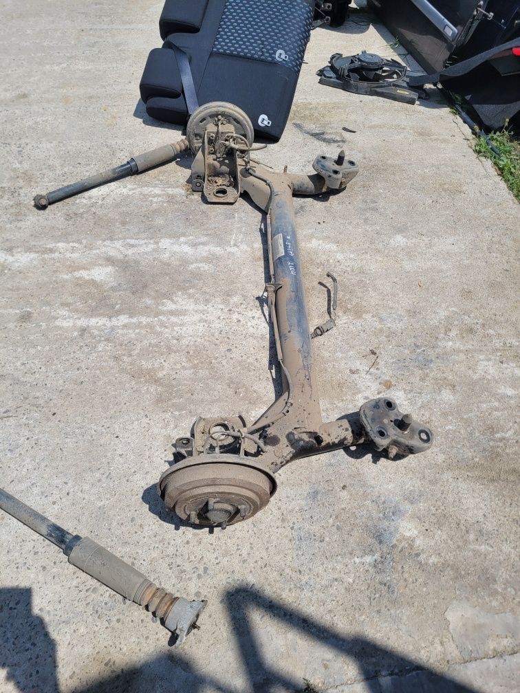 Punte spate arcuri ford fiesta