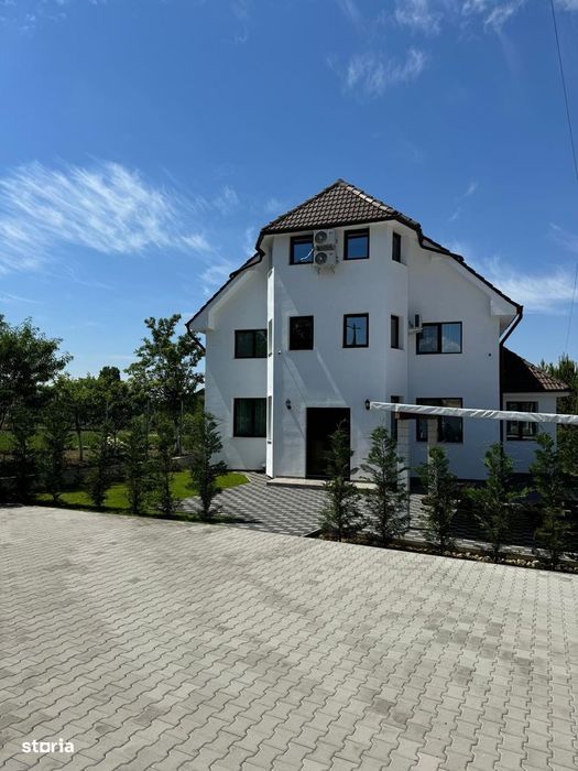 Afacere la Cheie Pensiune 9 CAMERE Baile 1 Mai Baile Felix