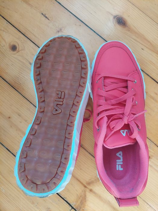 Маратонки FILA номер 42