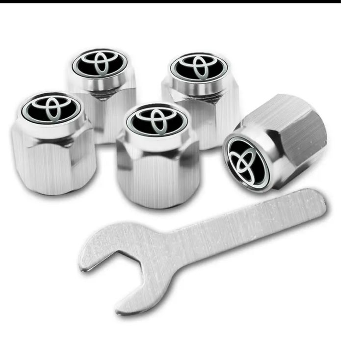 Тойота ленд крузер Прадо 120 защитные колпачки для нипелей