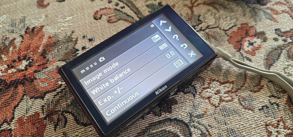 aparat foto Nikon Coolpix S60 10MP touch screen