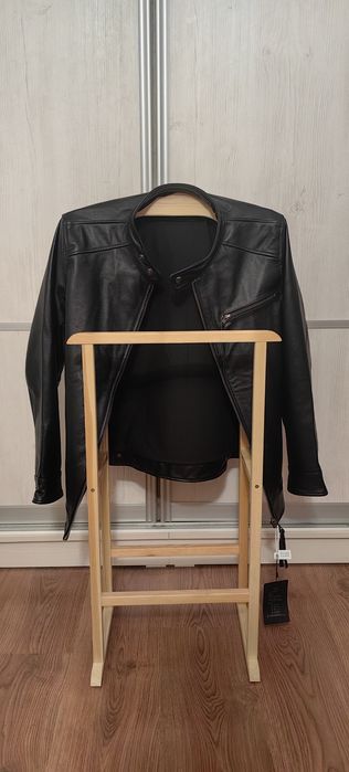 Стильная кожаная куртка