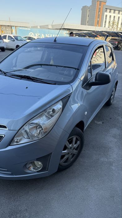 Спарк 1 евро, зур холатда 2014 йил 182000 км краска крило питно