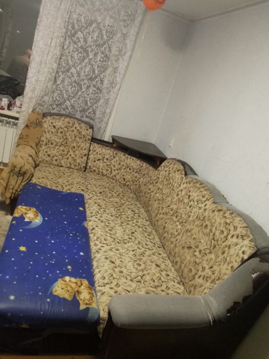 Продам диван. Самовывоз