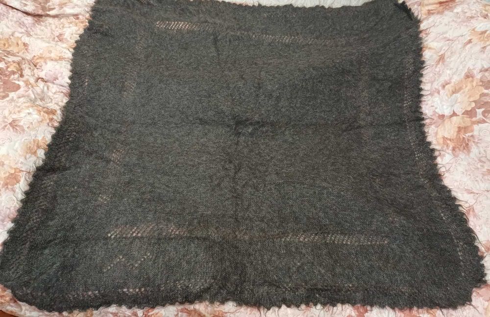 Оренбургскии пуховый платок