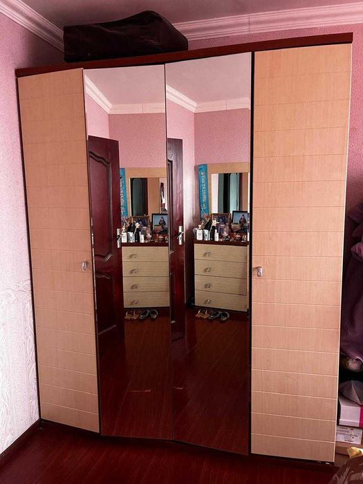 Спальный гарнитур