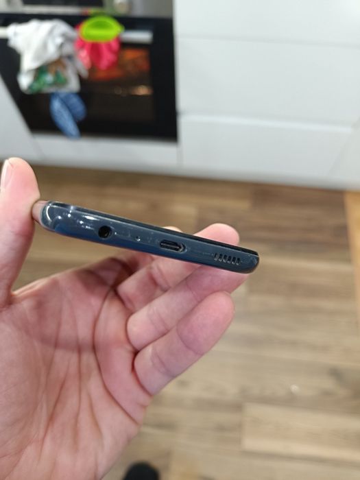 продавам Samsung A13 4G