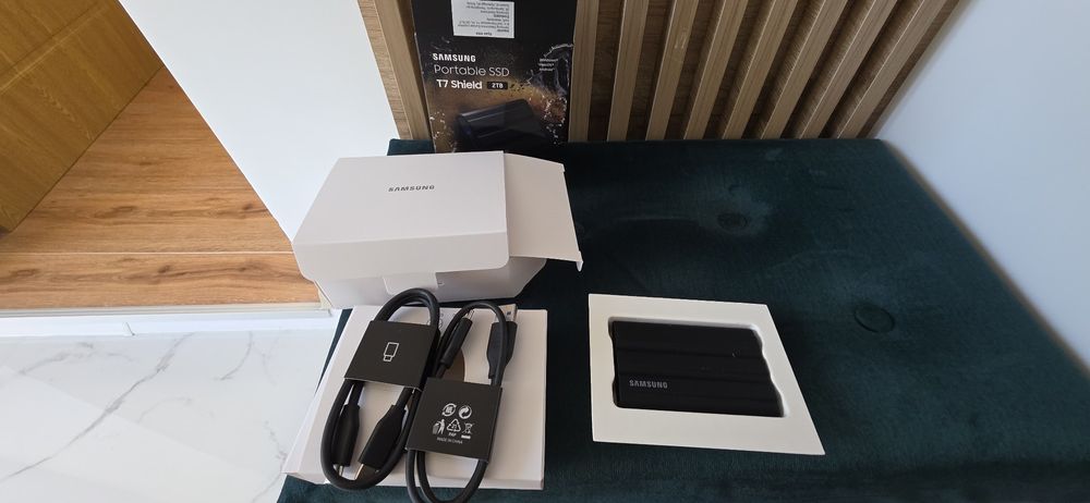 SSD Samsung T7 Shield 2TB