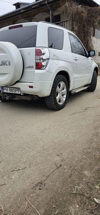 Vând Suzuki Grand Vitara 3 usi