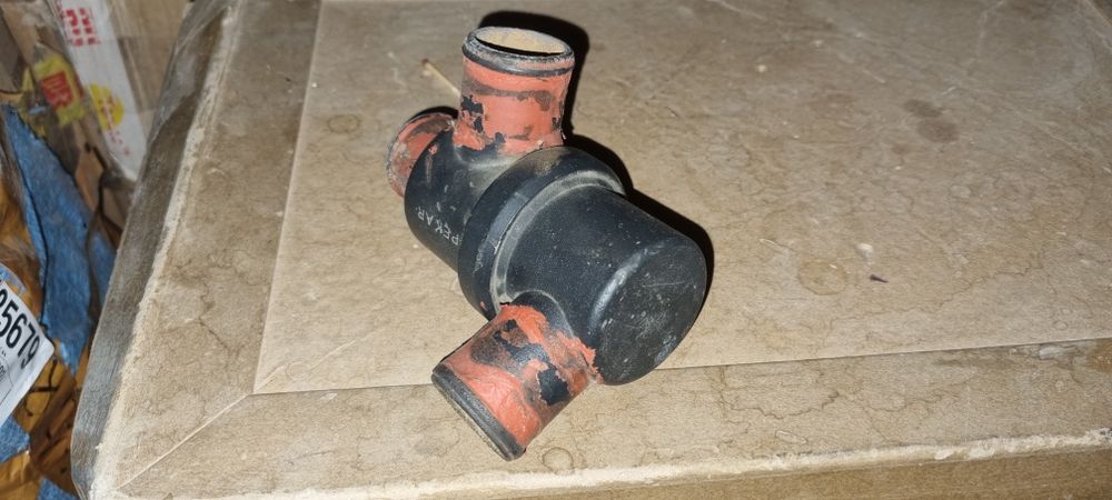 Термостат ваз 2101. Даром.