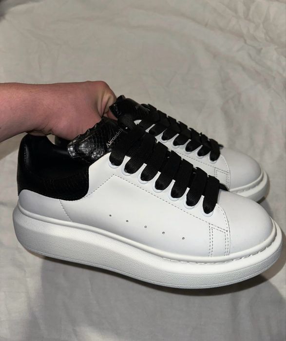 Adidasi Alexander McQueen