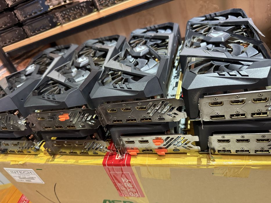 Rtx 2080ti Aurus ideal