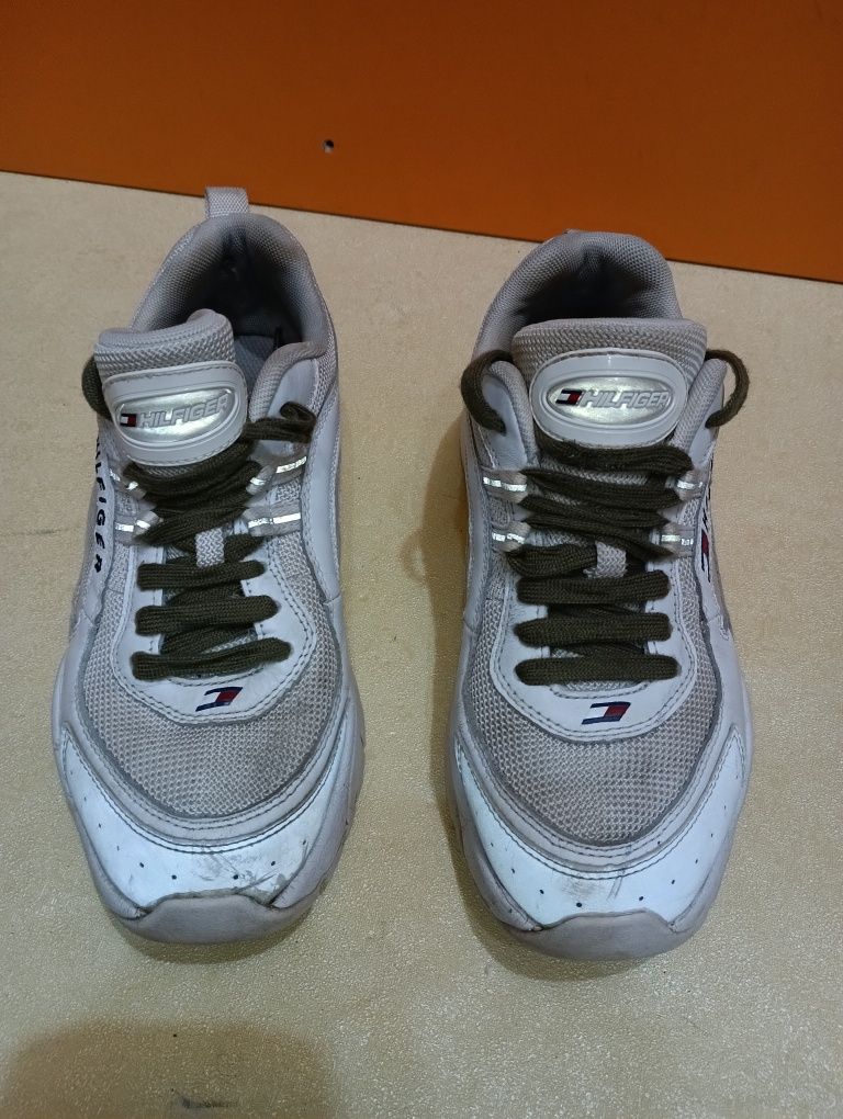 Hilfiger N 40 - 29 лв