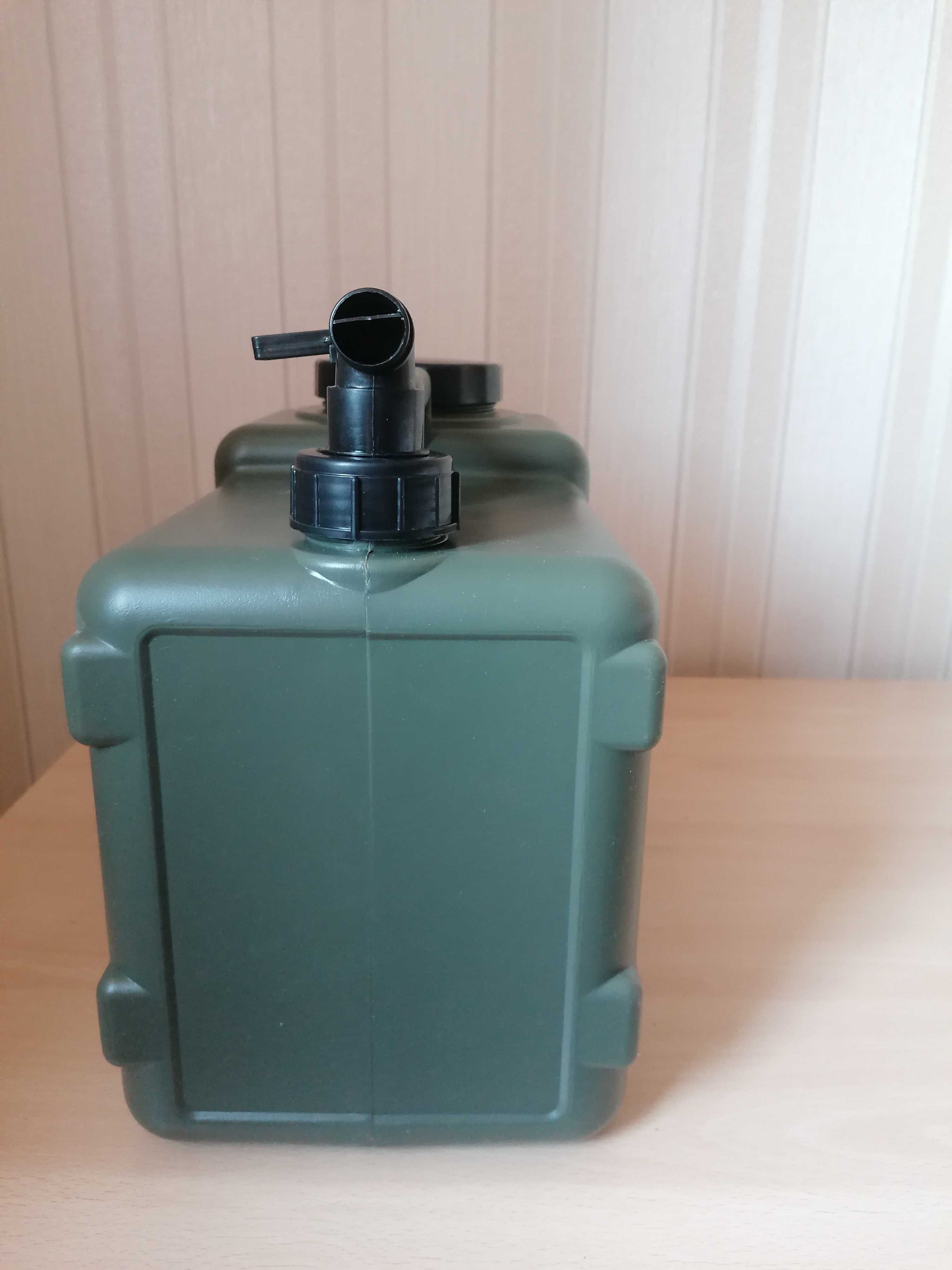 Туба бидон за вода с кран канелка Fatbox Water Carrier 15l