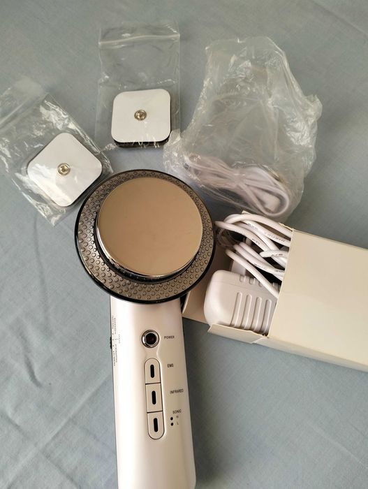 Aparat casnic de remodelare corporala și faciala