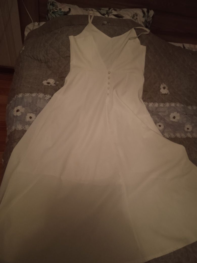 Продам или обменяю платье белоснежное и нежное