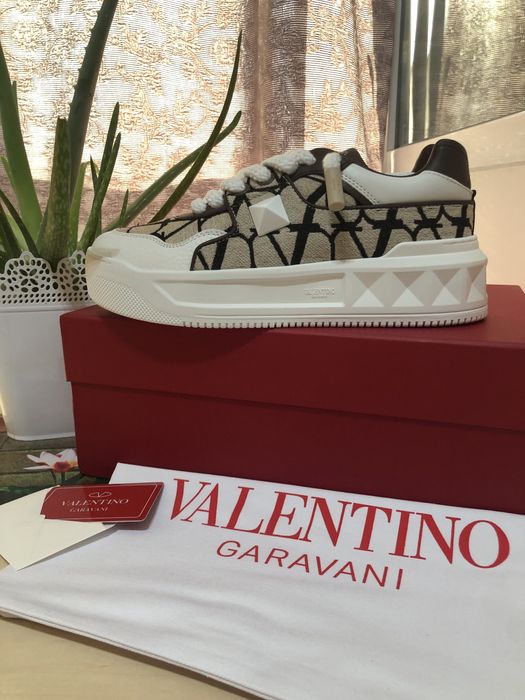 Adidasi Valentino One Stud XL premium