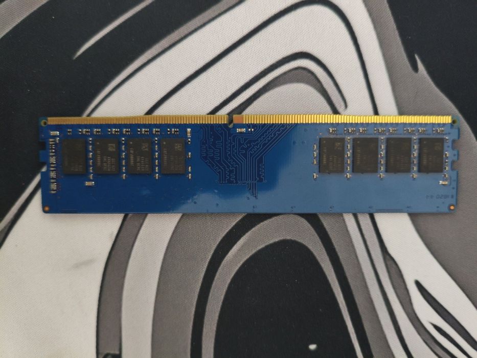 Продам оперативную память ddr4 4gb