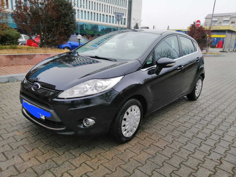 Ford fiesta titanium 2013