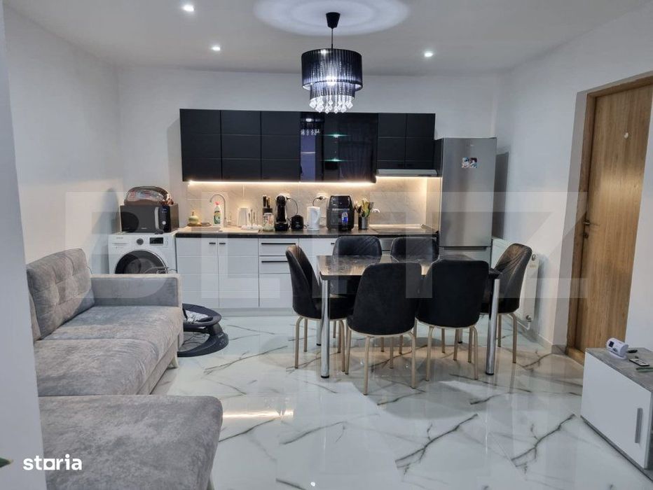 Casa de vanzare, cu doua unitati locative, 5 camere, 158 mp, zona Geoa