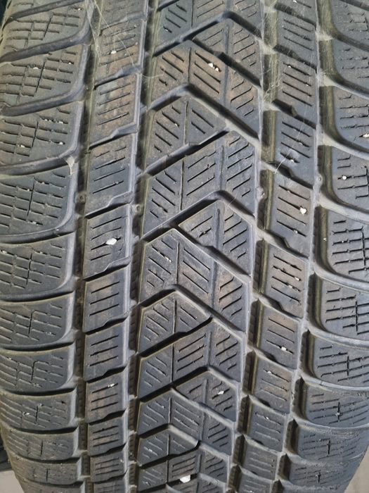 Caciucuri scorpion winter 265/45 R21