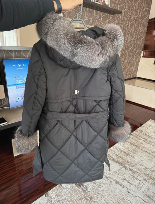 Geaca parca cu gluga blanita naturala vulpe argintie Carolina Design