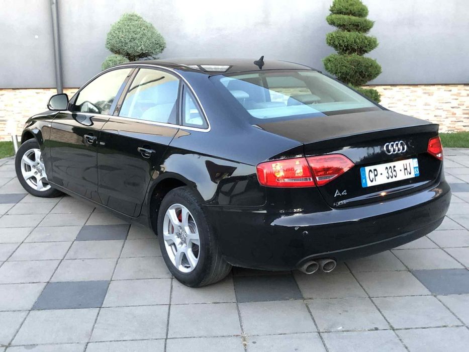 Audi A4 B8 S-line An fab 2009 Diesel 2.0 143 cp