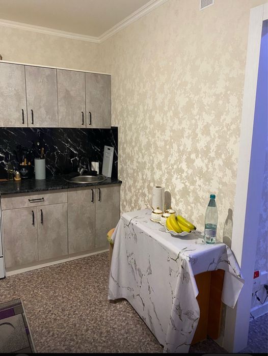 Продам стол-книжку