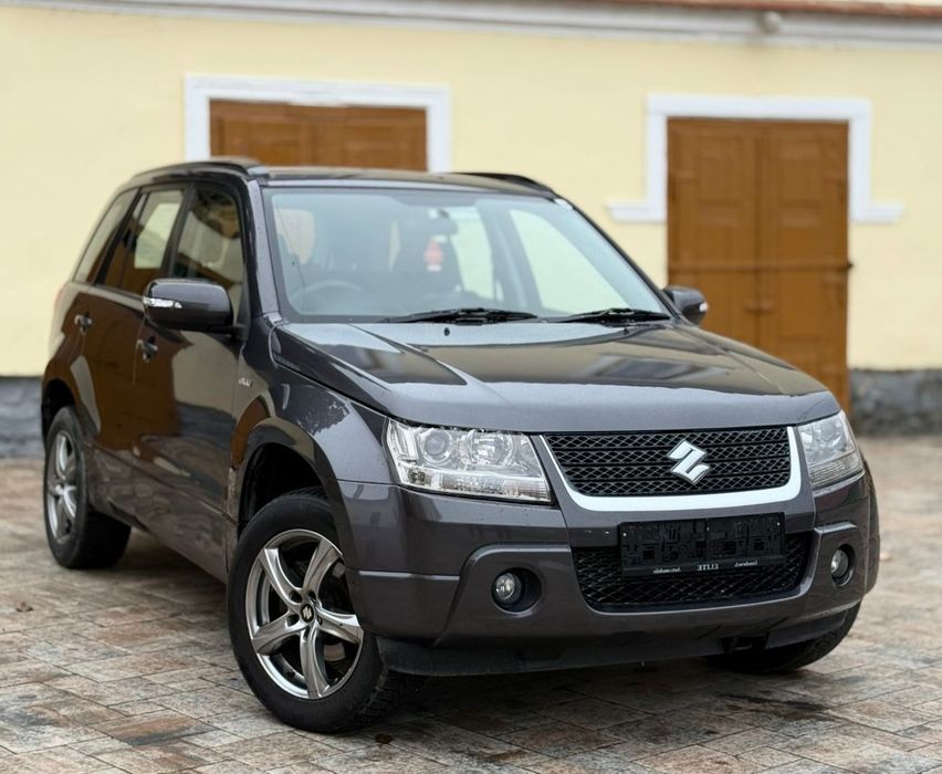 Suzuki grand Vitara 2011