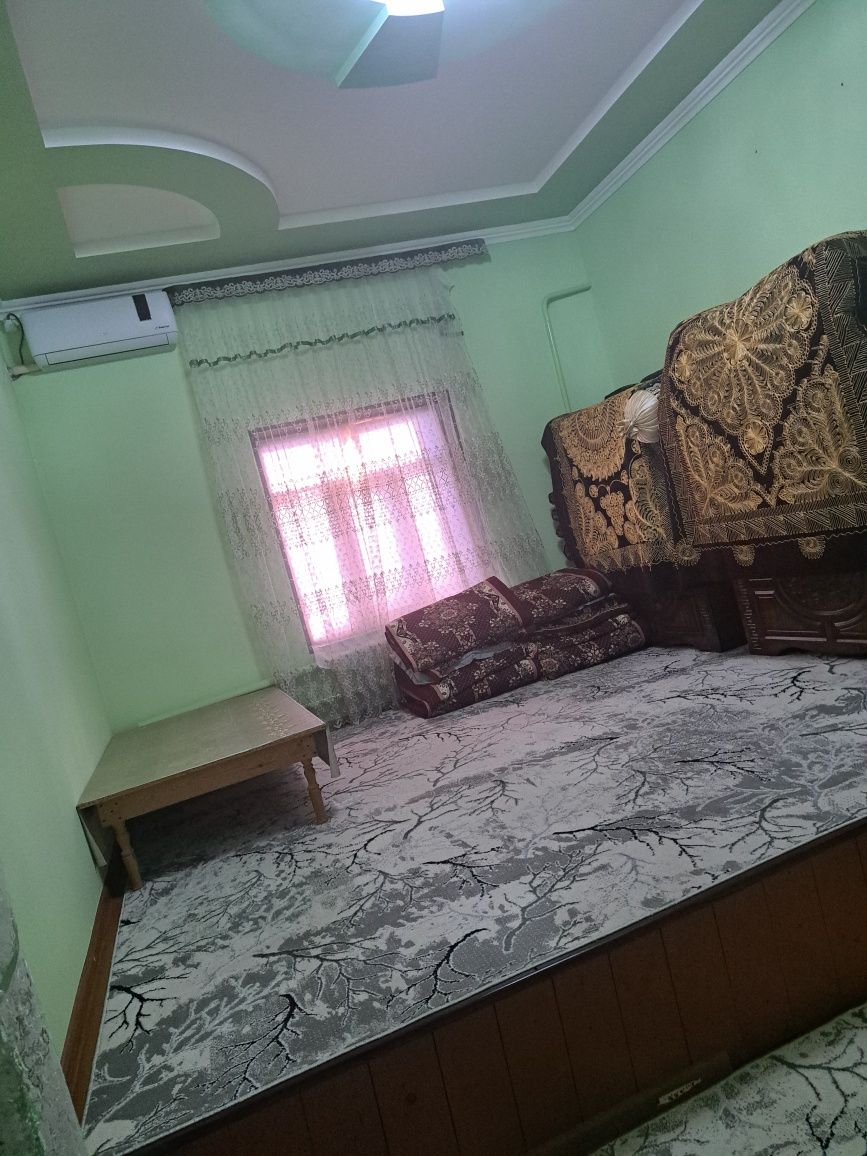 Qarshi shaxridan uy sotiladi