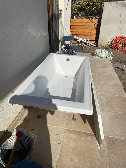 Cada  fibra sticla impecabila 170 x 80. masca, suporti si scurgere