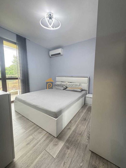 Продава се Тристаен апартамент в Пловдив, Христо Смирненски - 90 кв.м за 2000 €/кв.м - Снимка #6