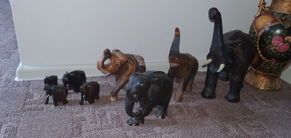 Familie Elefanți lemn