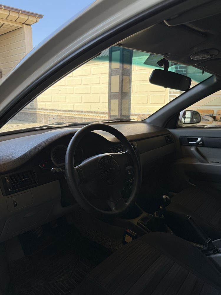 Chevrolet Gentra 2015 metan
