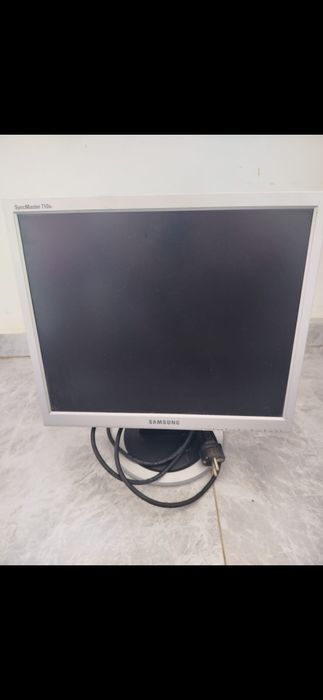 Монитор Самсунг 17