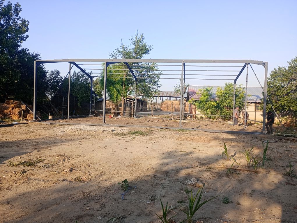 Vând hală metalică 9 m lățime cu 20 lungime cu tot cu montaj de pe sto