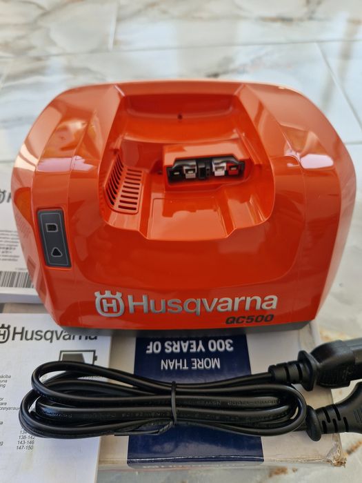 Husqvarna bli 300 qc500 NOU acumulator vândut