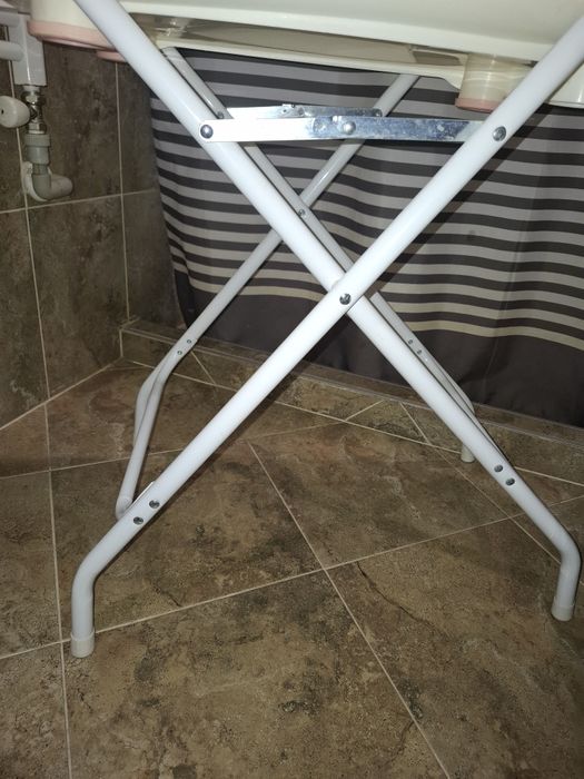 Корито със сгъваема стойка