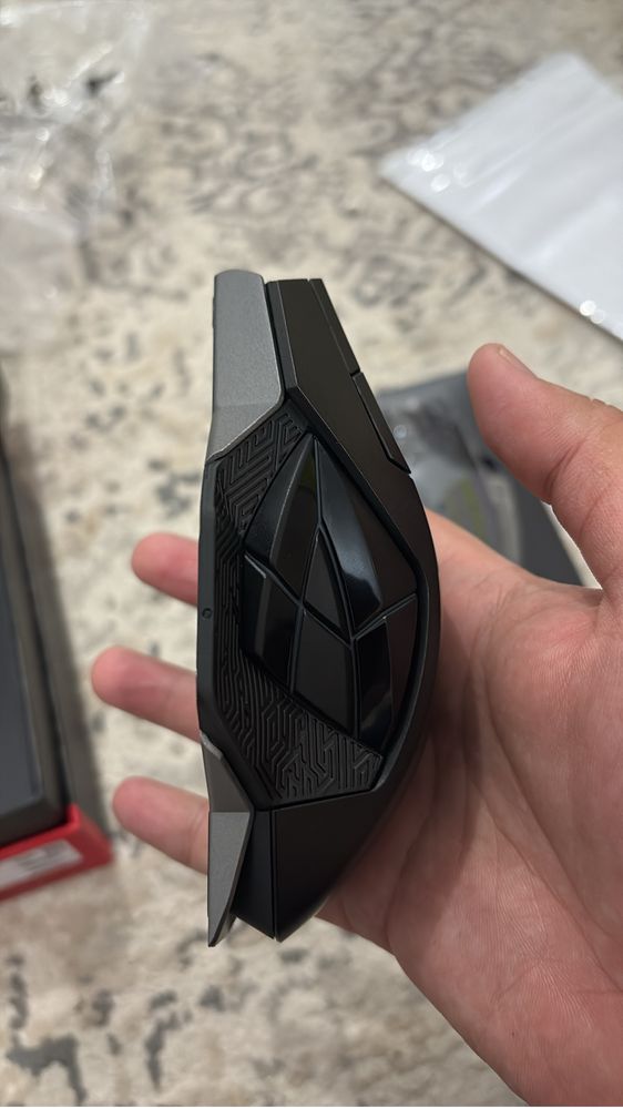 Мышка Asus Spatha
